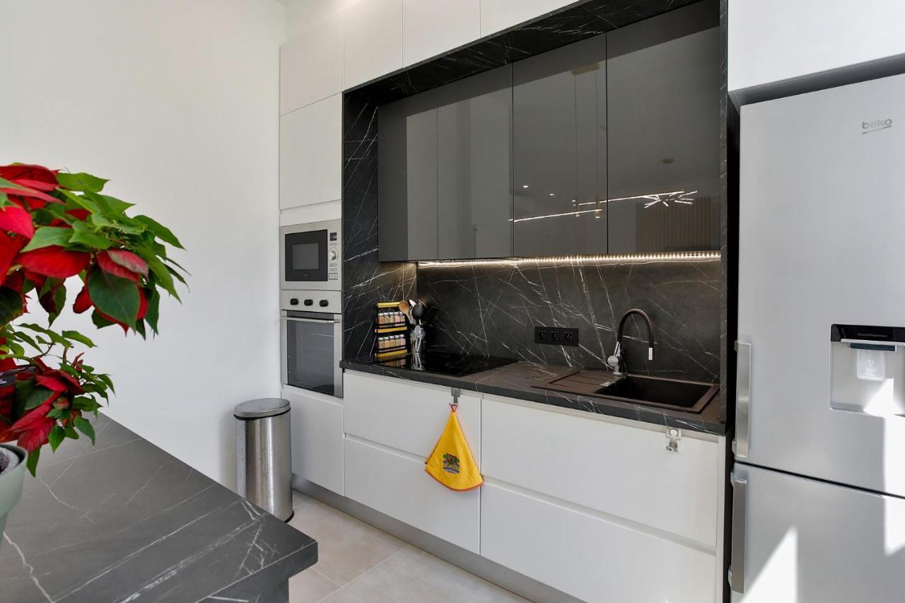 Beautiful 4 Beds & 4 Baths, 10min From Palais, 4 Stars Appartement *