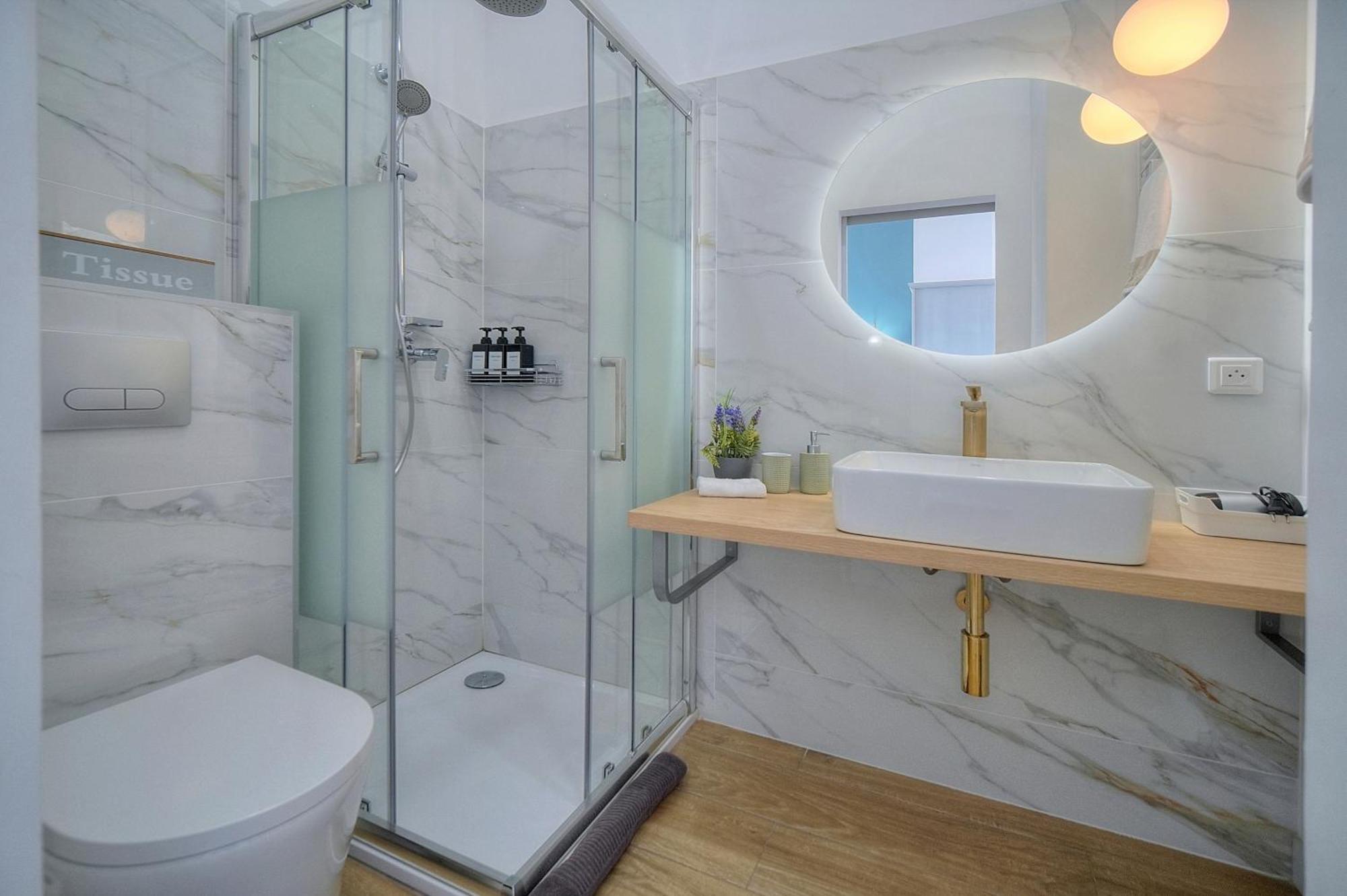Beautiful 4 Beds & 4 Baths, 10min From Palais, 4 Stars Appartement Cannes